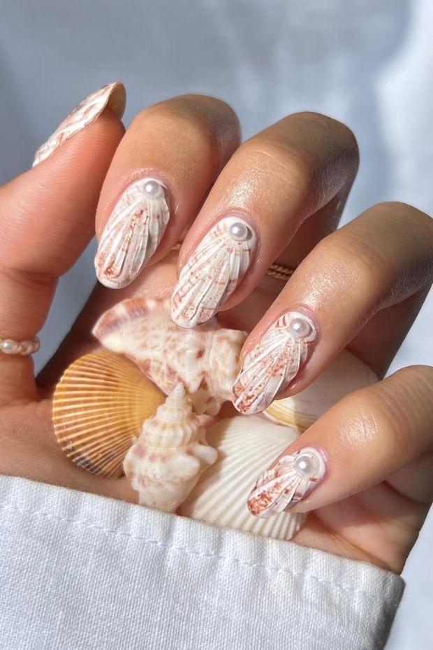 Seashell Nail Art